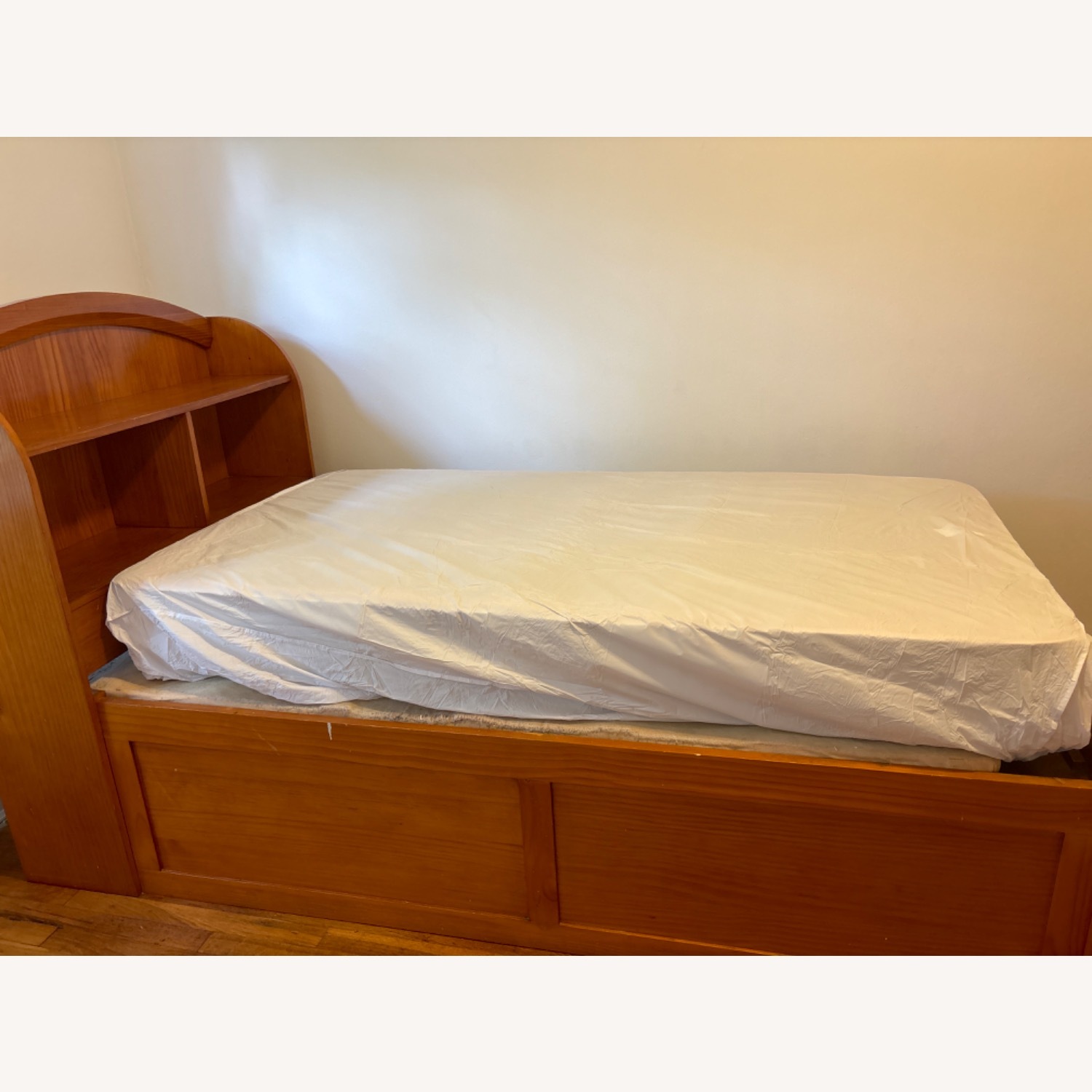  Light Brown Wood Twin Bed - image-2