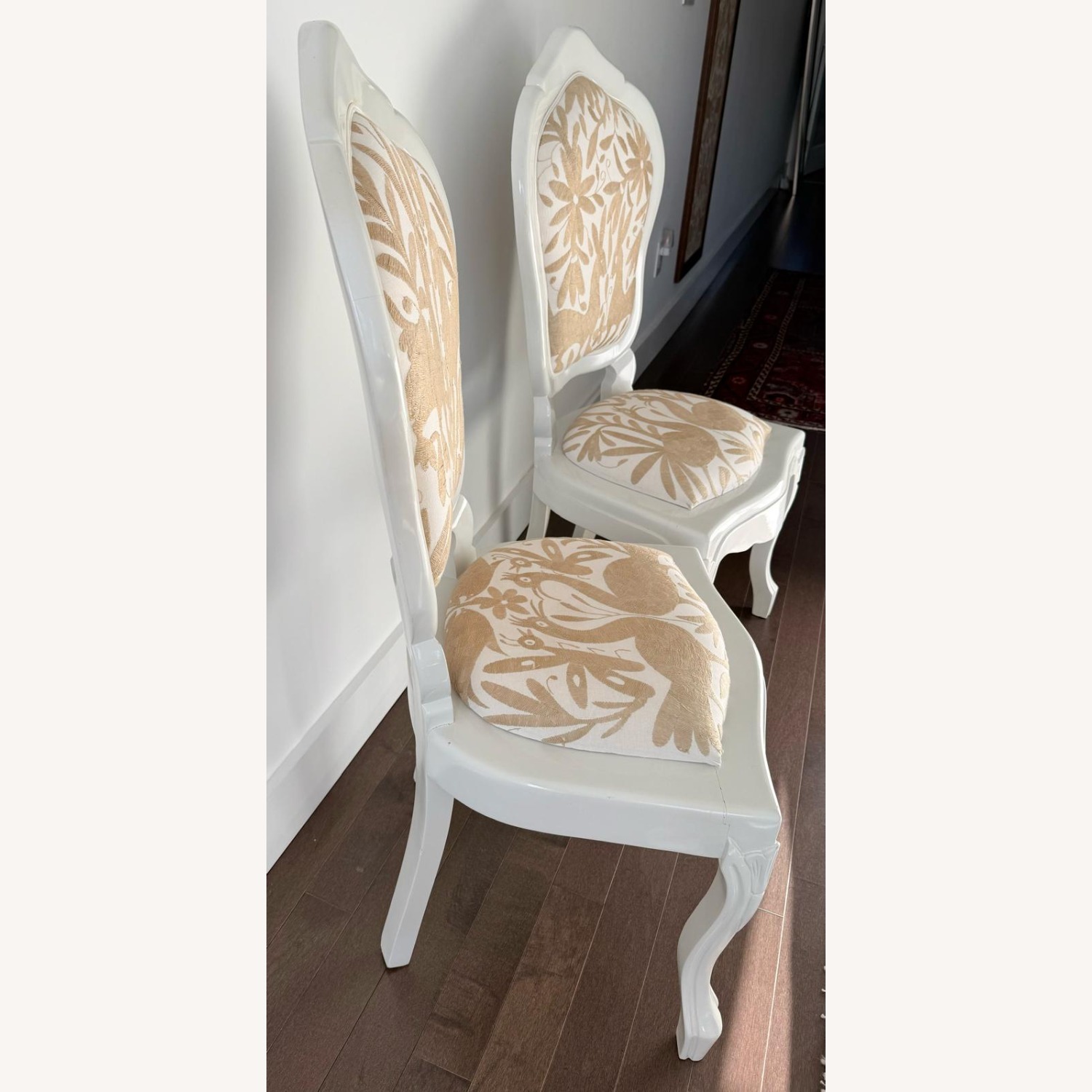 Contemporary Décor - image-2