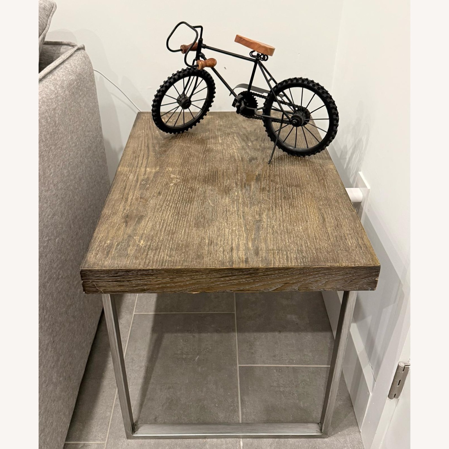 Modern Side Table – Wood Finish & Metal Frame - image-2