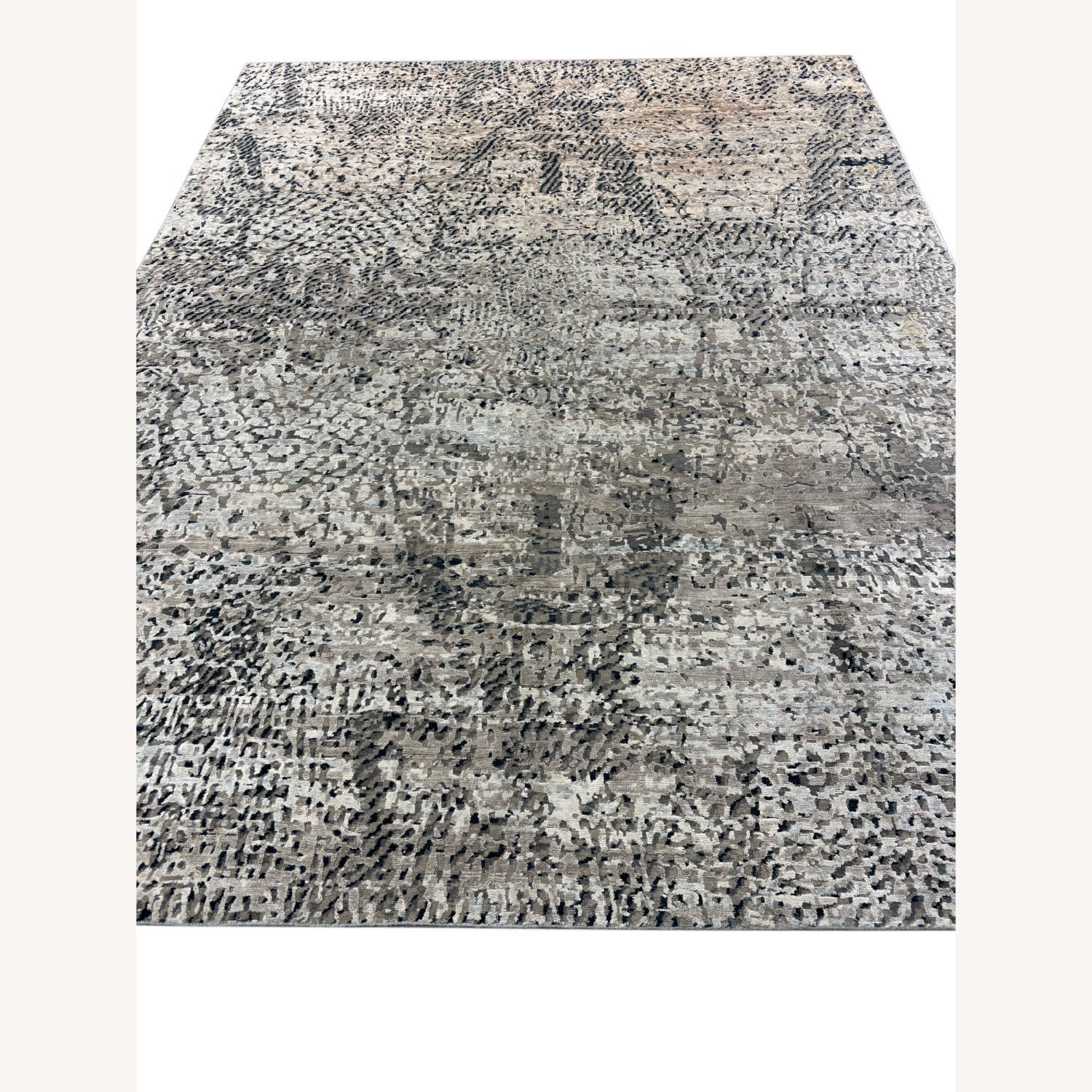 Light Gray Wool Area Rug 9' x 12' - image-2