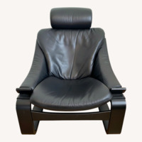 Vintage/Antique Black Leather Accent Chair