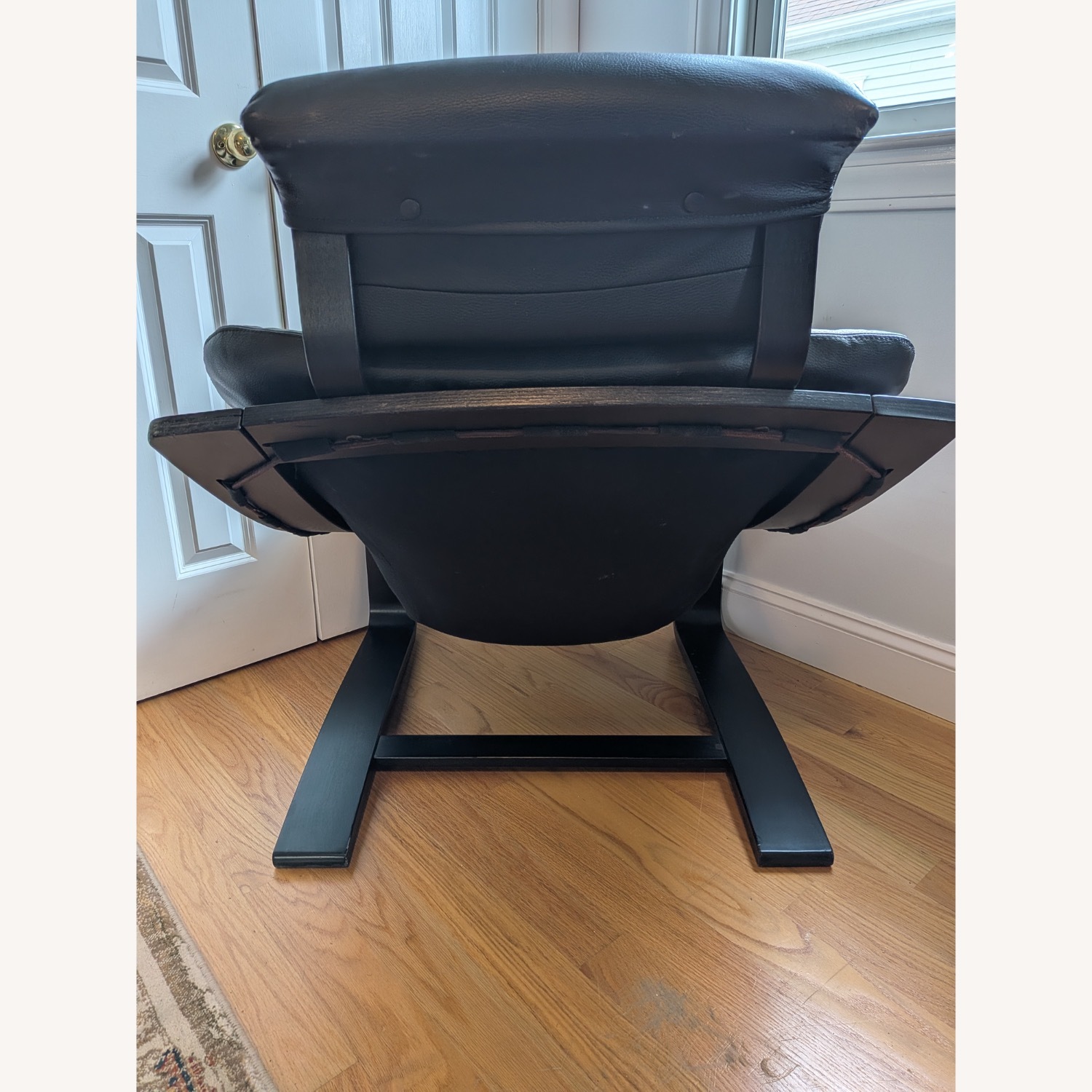 Vintage/Antique Black Leather Accent Chair - image-12