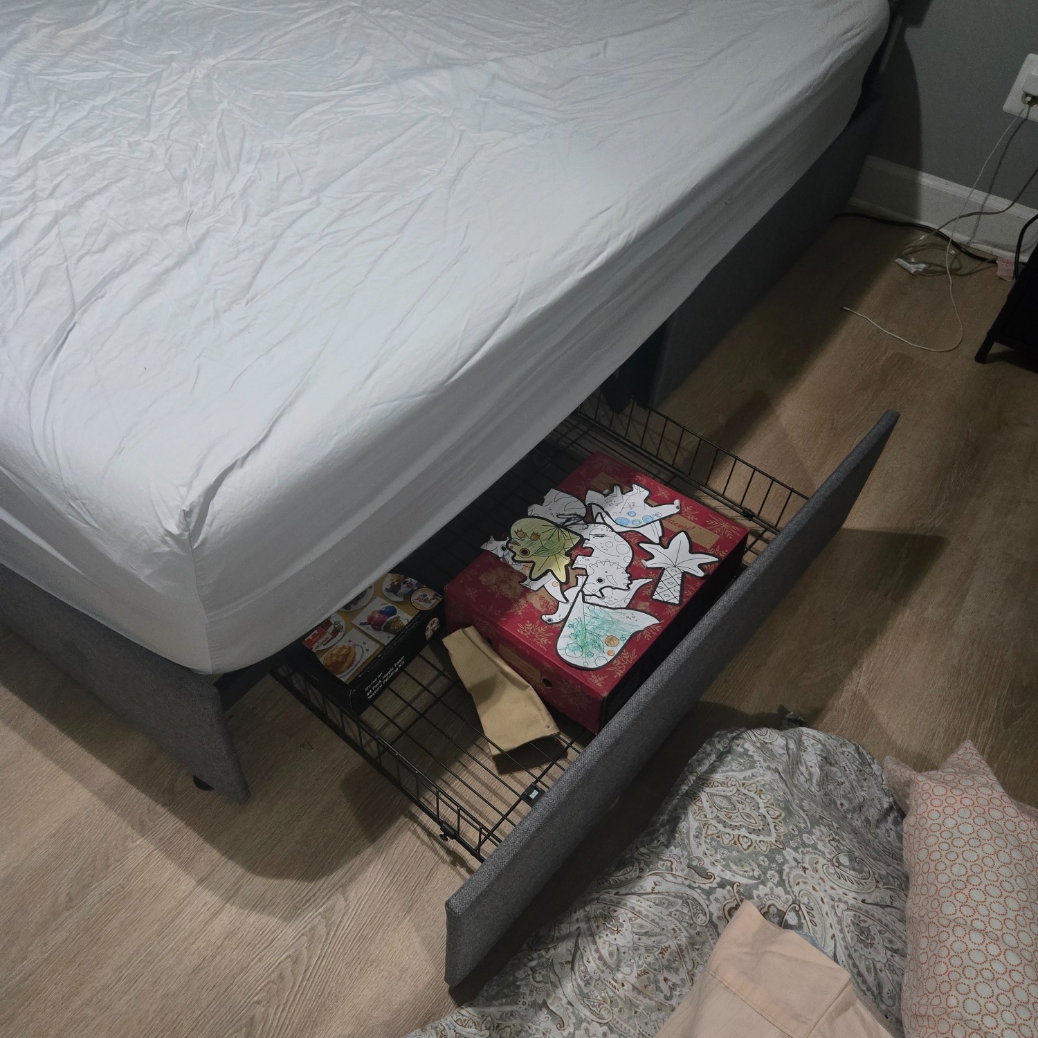 Modern Queen Bed - image-2
