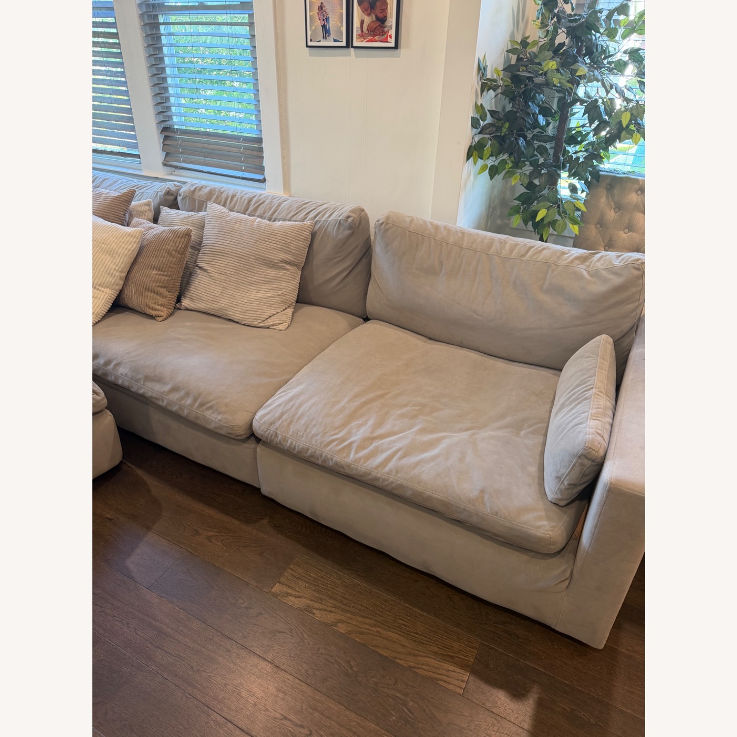 Ashley Furniture Sophie Light Gray 3+ Piece Sectional - image-6