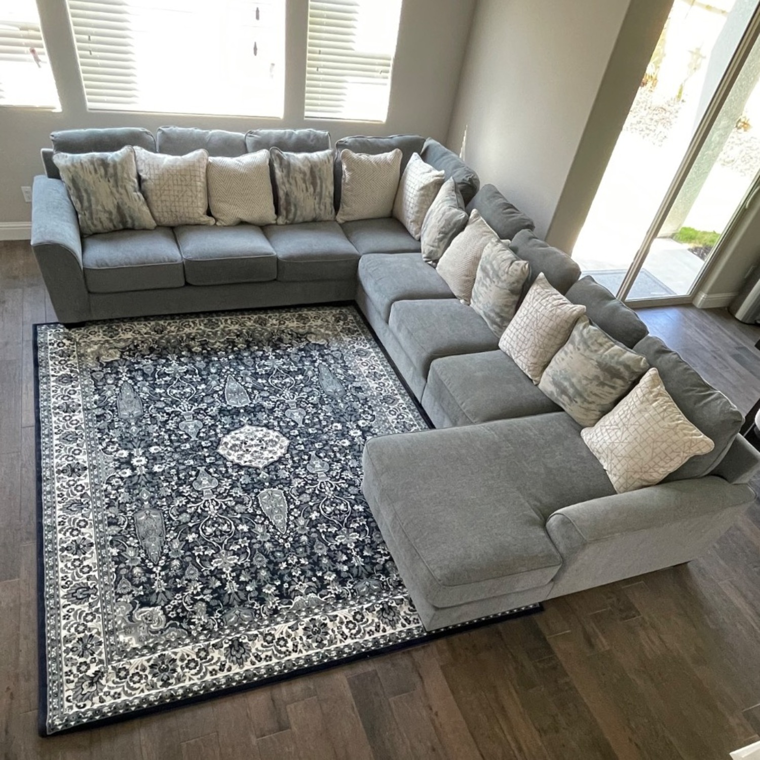 Ashley Furniture Lerenza 5-Piece sectional with Chaise - image-2