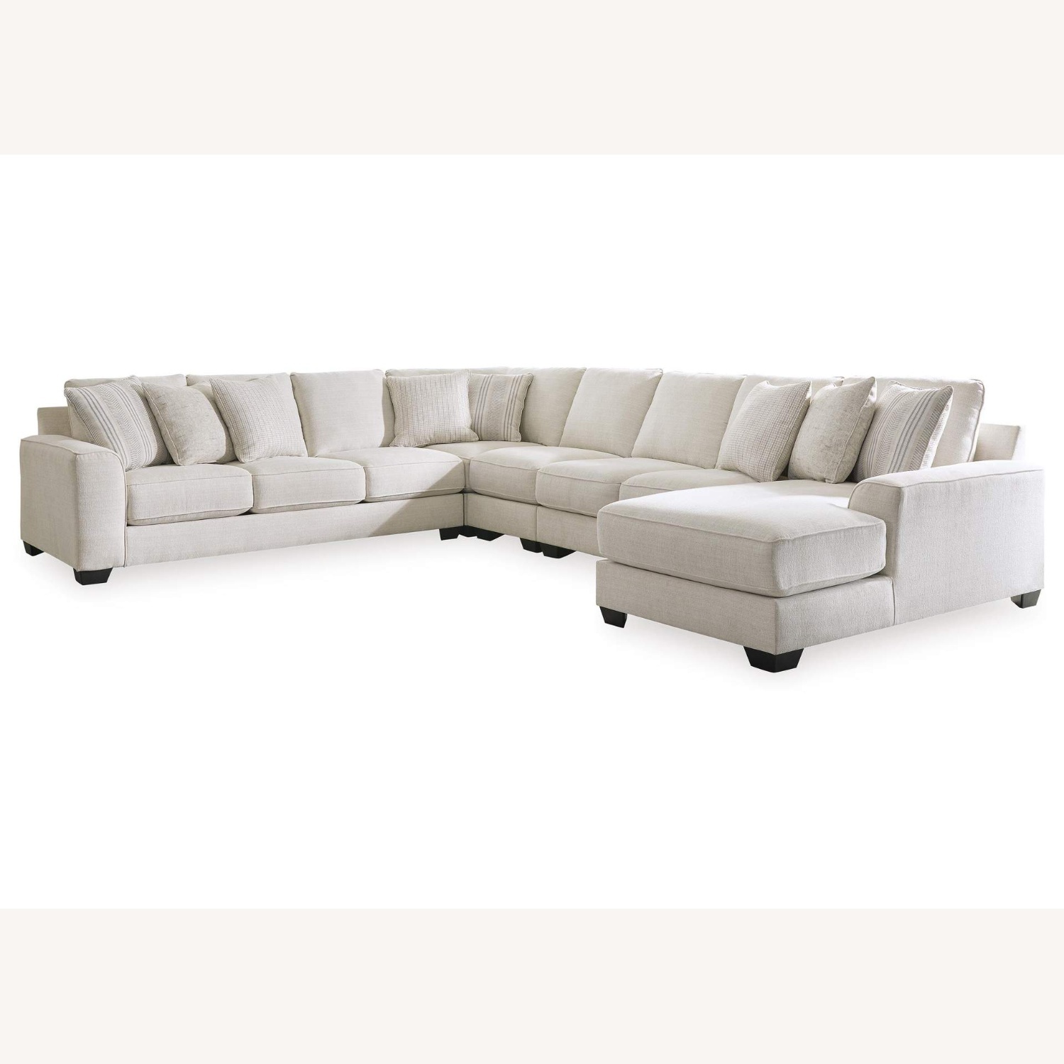 Ashley Furniture Lerenza 5-Piece sectional with Chaise - image-4