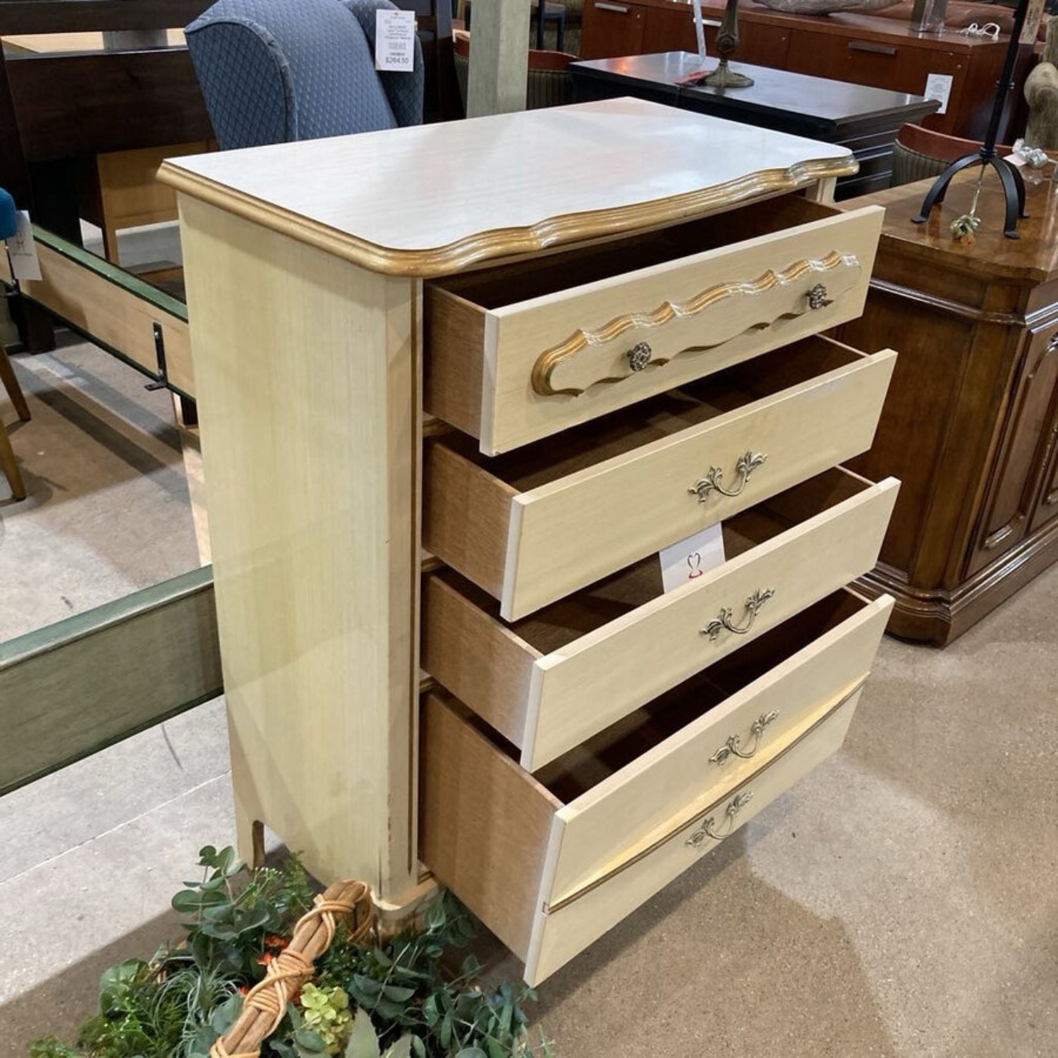 Italianate 70s Vintage 5-Drawer Dresser - image-7