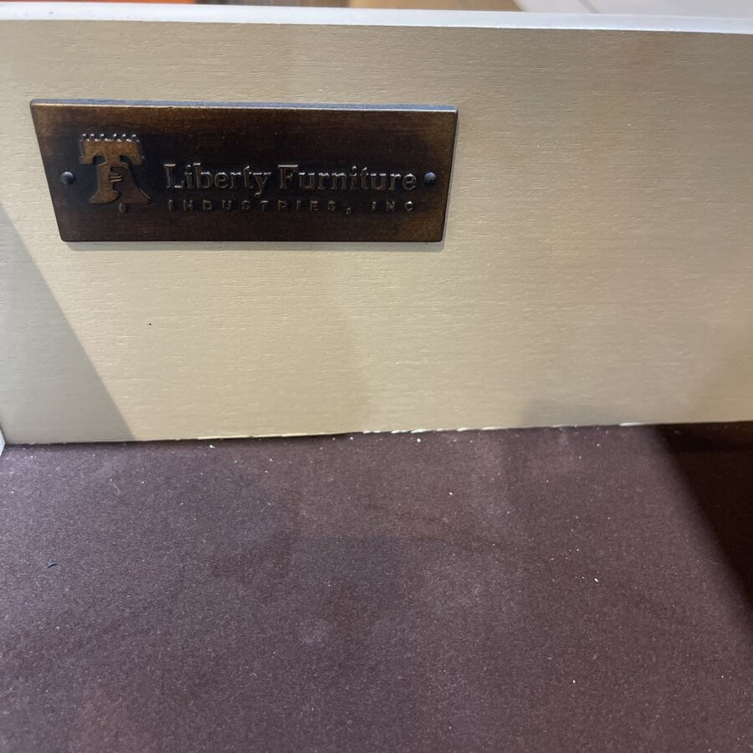 Liberty Furniture 8-Drawer Dresser - image-5