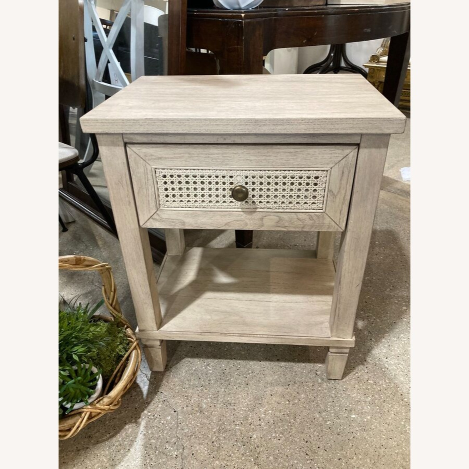 Flagstaff 1-Drawer Nightstand - image-3