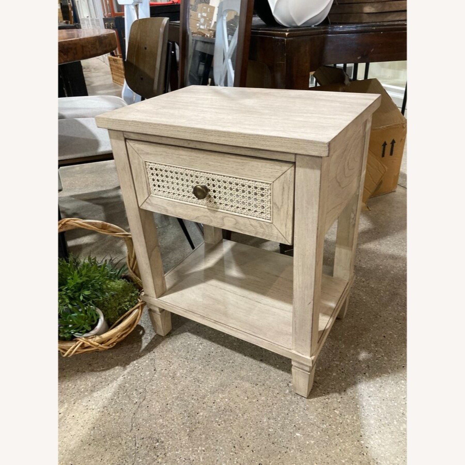 Flagstaff 1-Drawer Nightstand - image-2