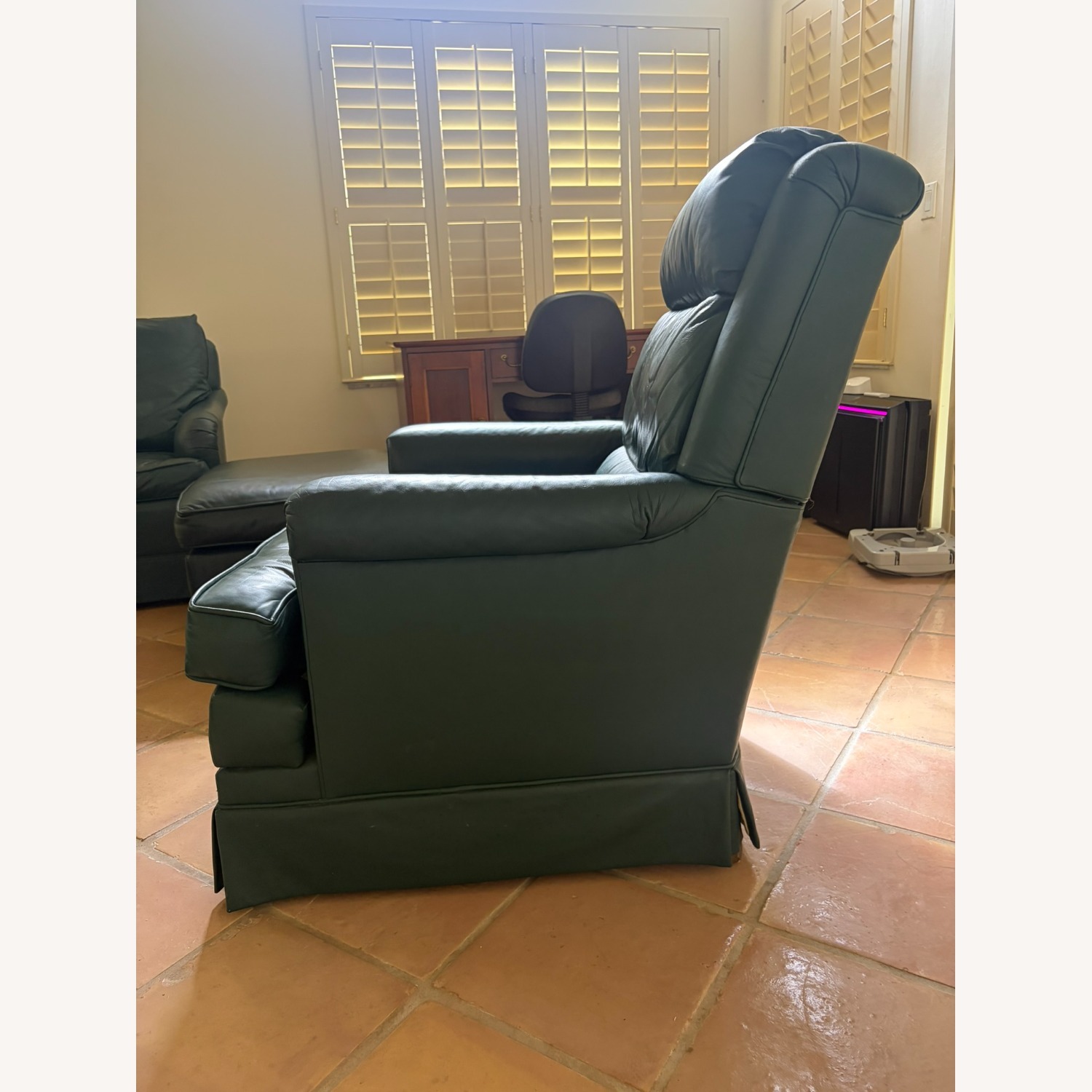 Baker Furniture Green Leather Recliner - image-4