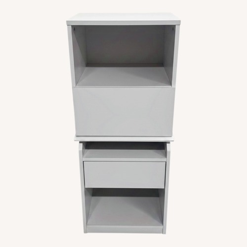 Used Nightstands  2 for sale on AptDeco