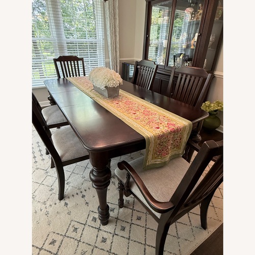 Used Chestnut Hill Dining Room Set for sale on AptDeco