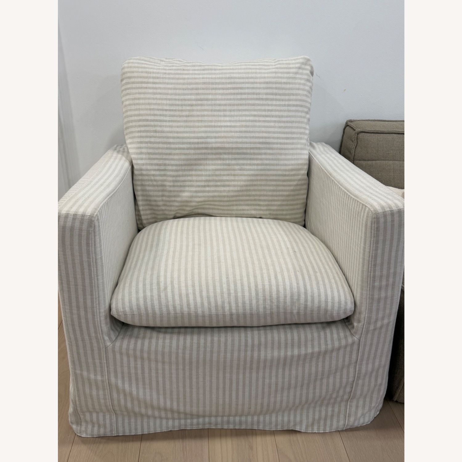 Crate & Kids Leanne Ford Glider & Ottoman - image-2