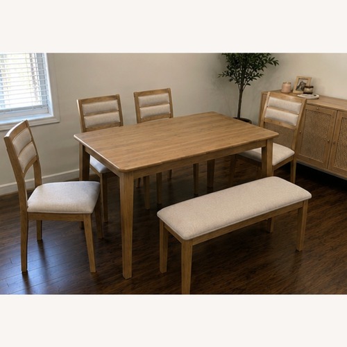 Used Dining Table Set for sale on AptDeco