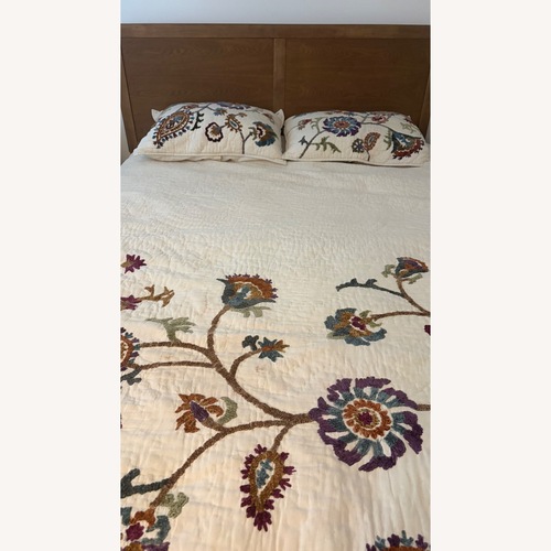 Used Wayfair Queen-size Bedframe for sale on AptDeco