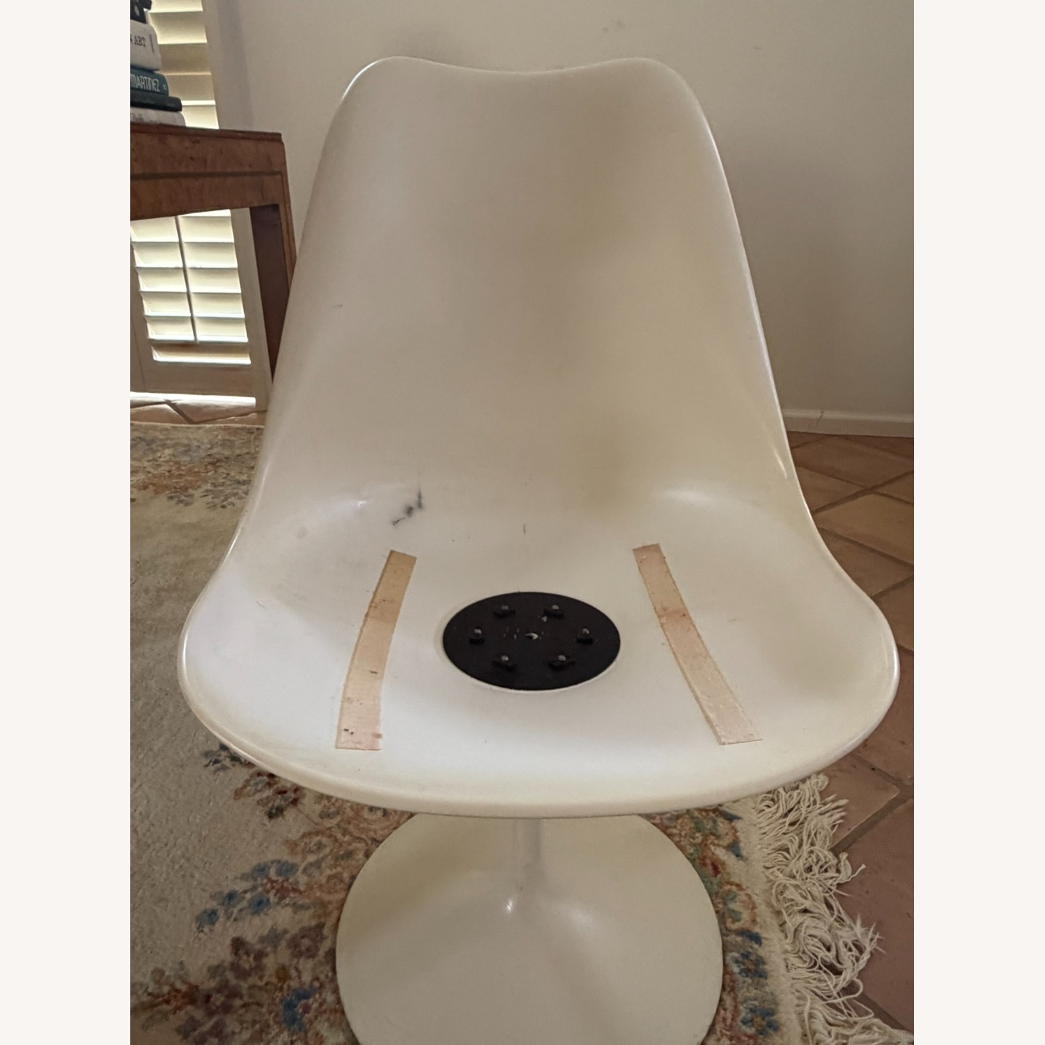 1981 Knoll Tulip Chair – Designed by Eero Saarinen - image-4