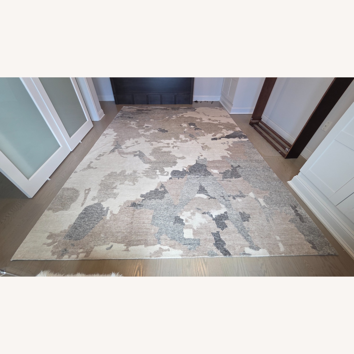 Safavieh Tibetan Area Rug 9' x 12' - image-2