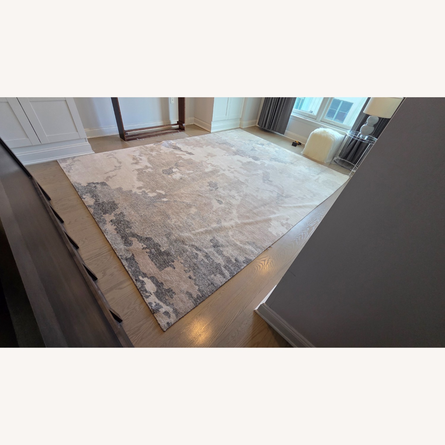Safavieh Tibetan Area Rug 9' x 12' - image-1