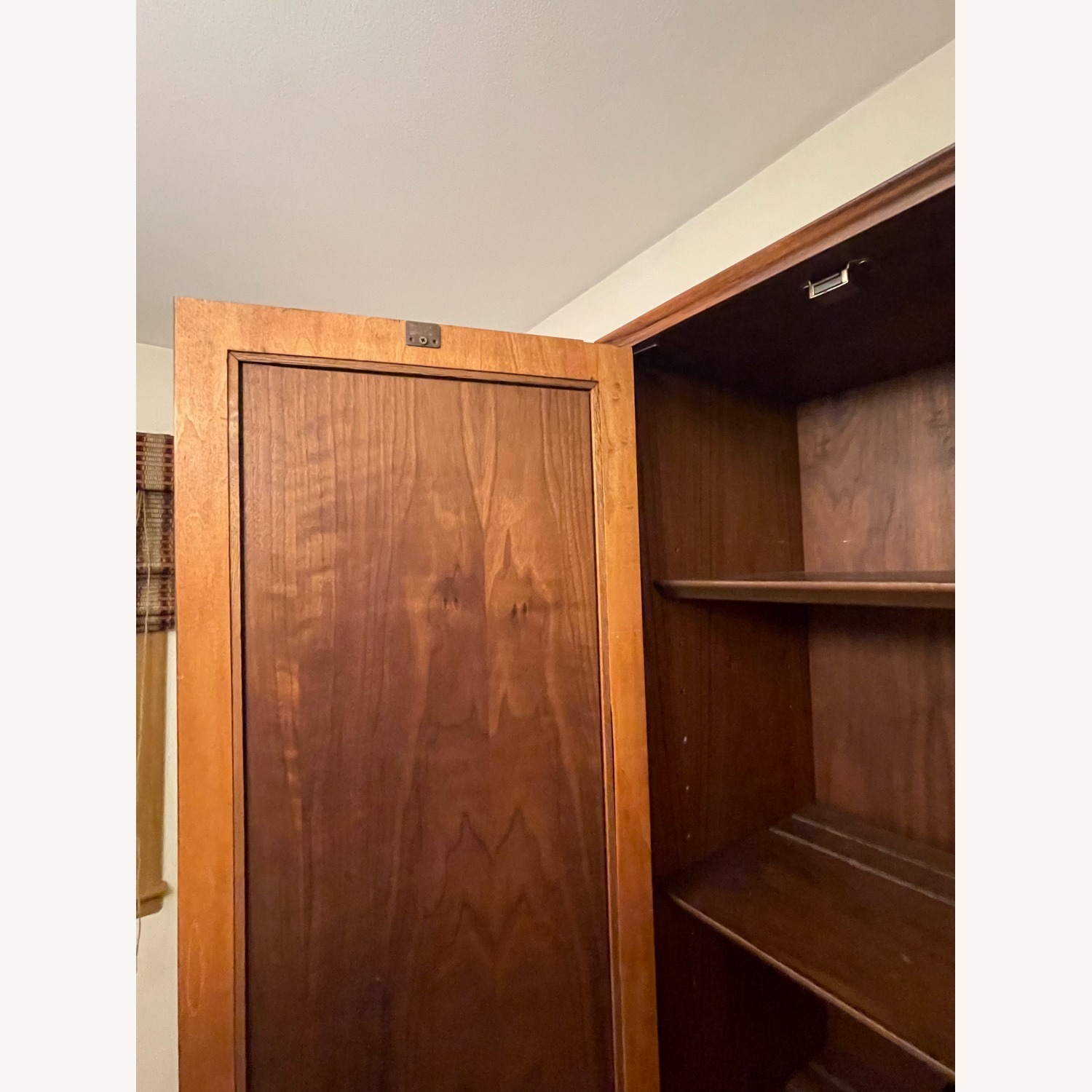 Mid 20th Century Modern China Cabinet - image-10