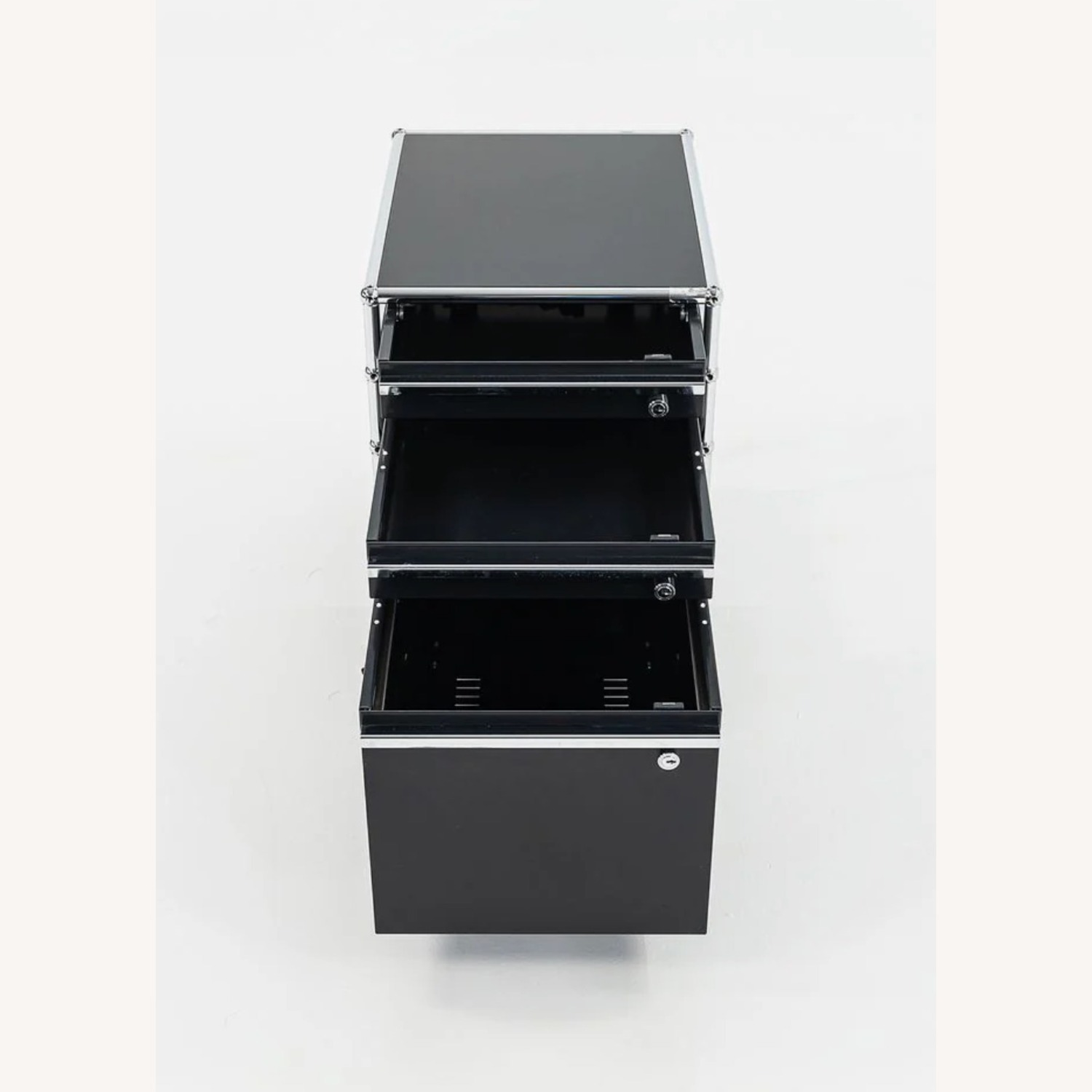 USM Haller Pedestal - Black  - image-6