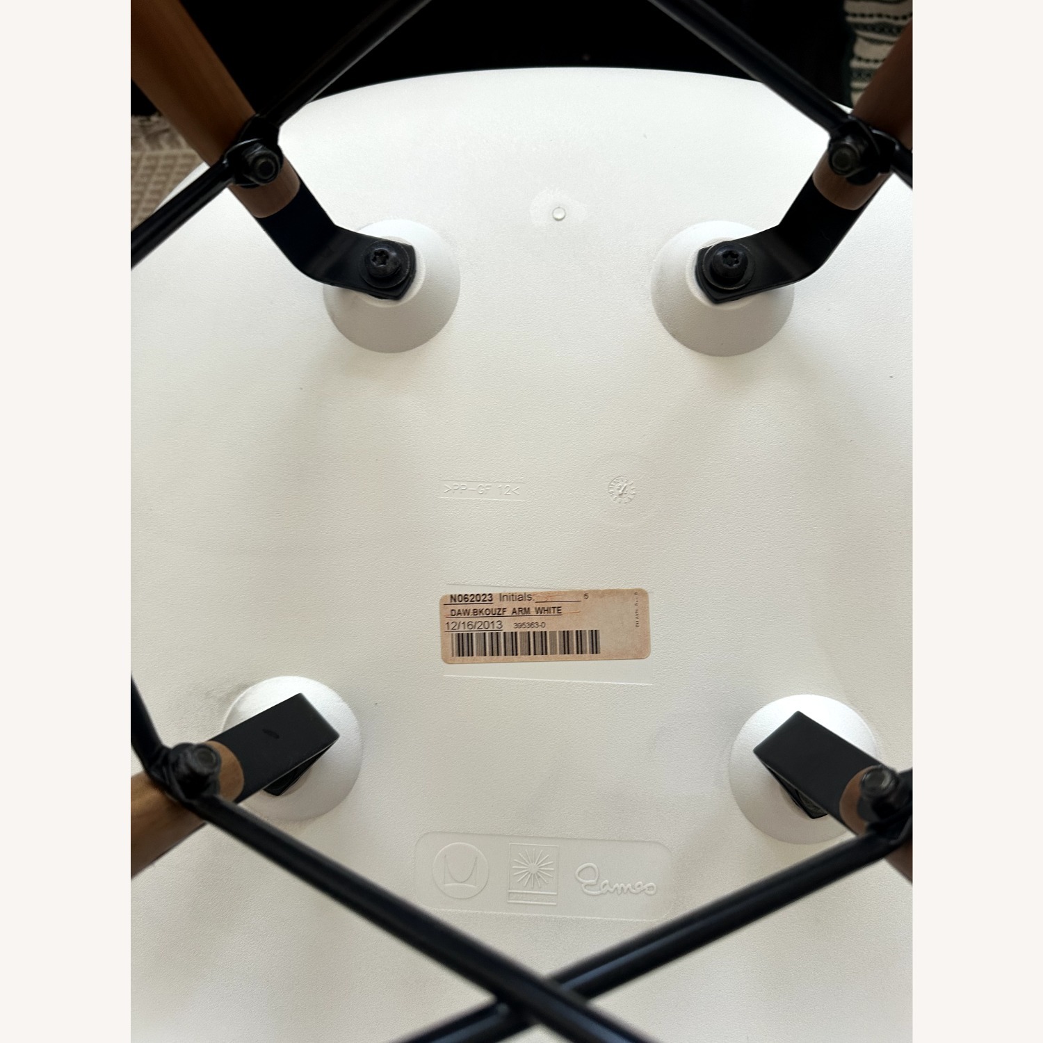 Eames Office Eames Molded Plastic Armchair - image-3