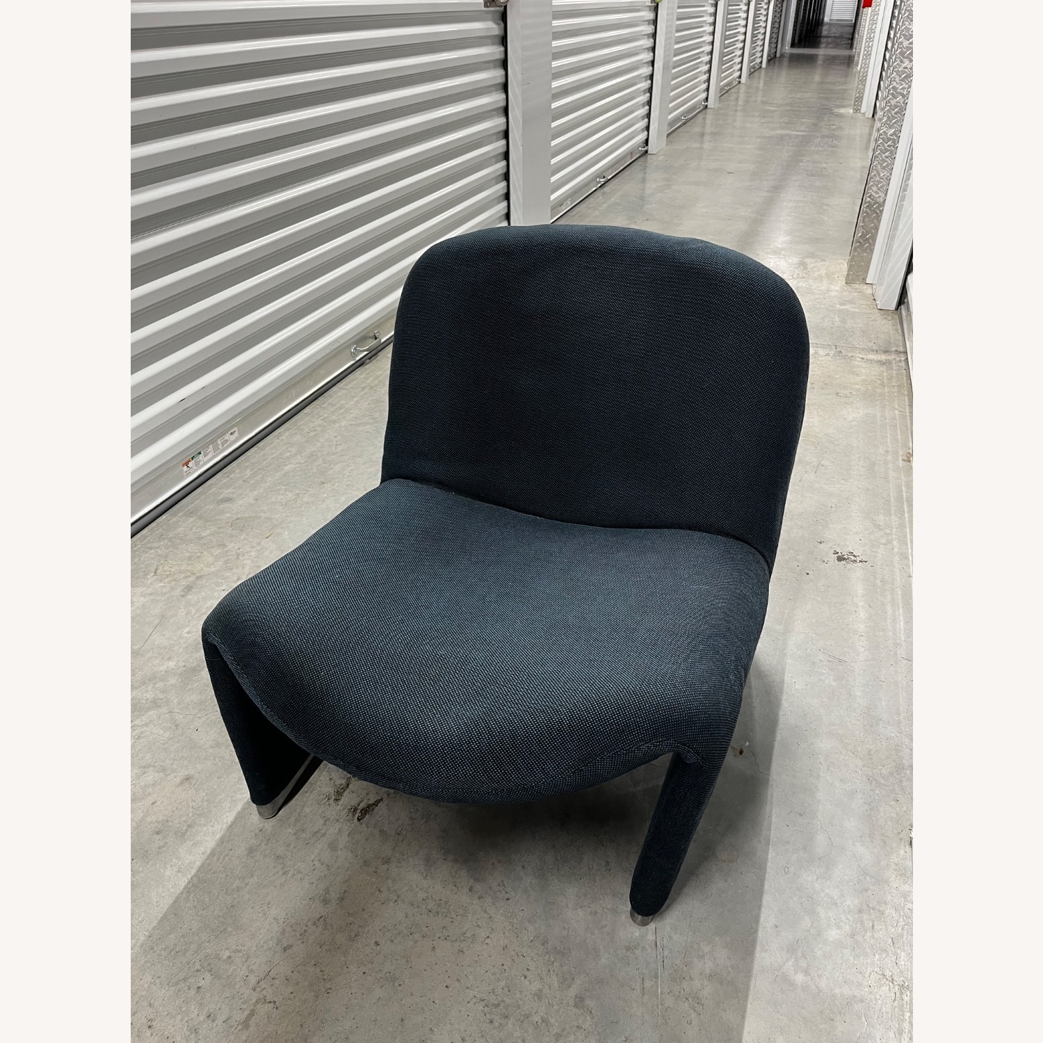 Giancarlo Piretti Blue Ally Chair Vintage/Antique  - image-3