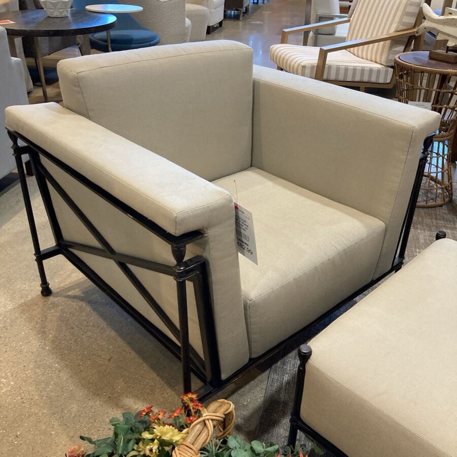 Metal X-Base Armchair w Ottoman Outdoor - image-3
