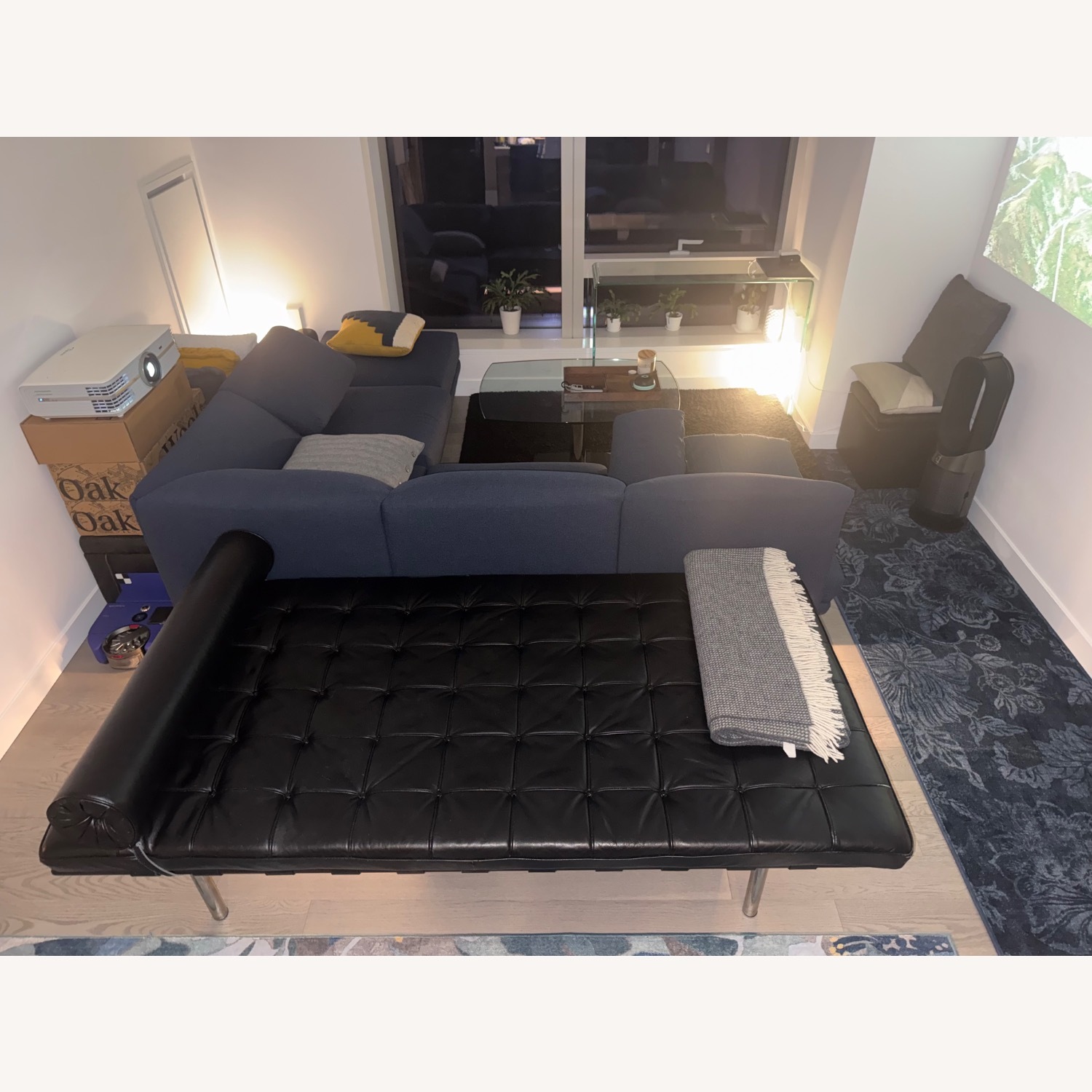 High Quality Real Leather Barcelona Style Daybed - image-3