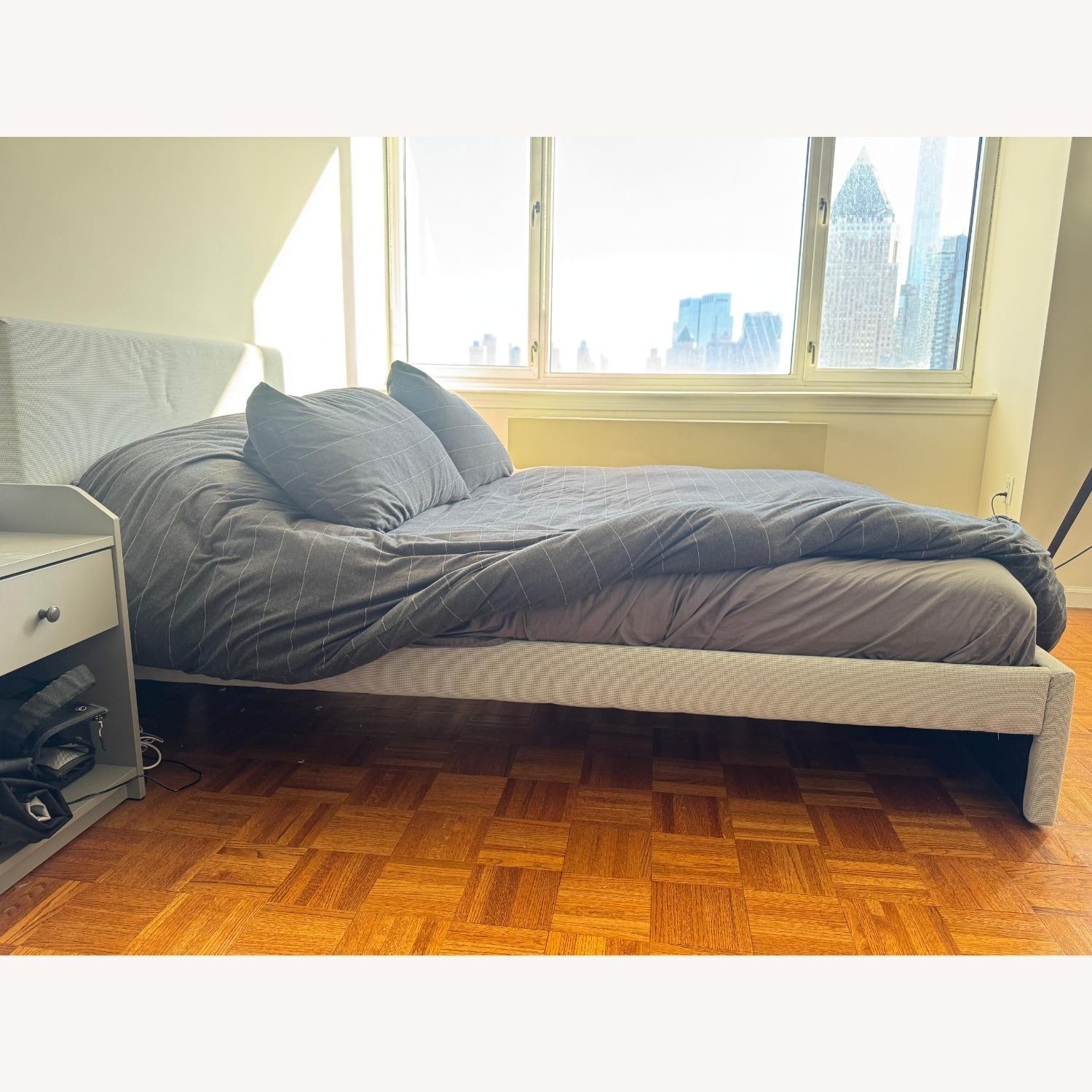 IKEA Gladstad Light Gray Fabric Queen Bed - image-5