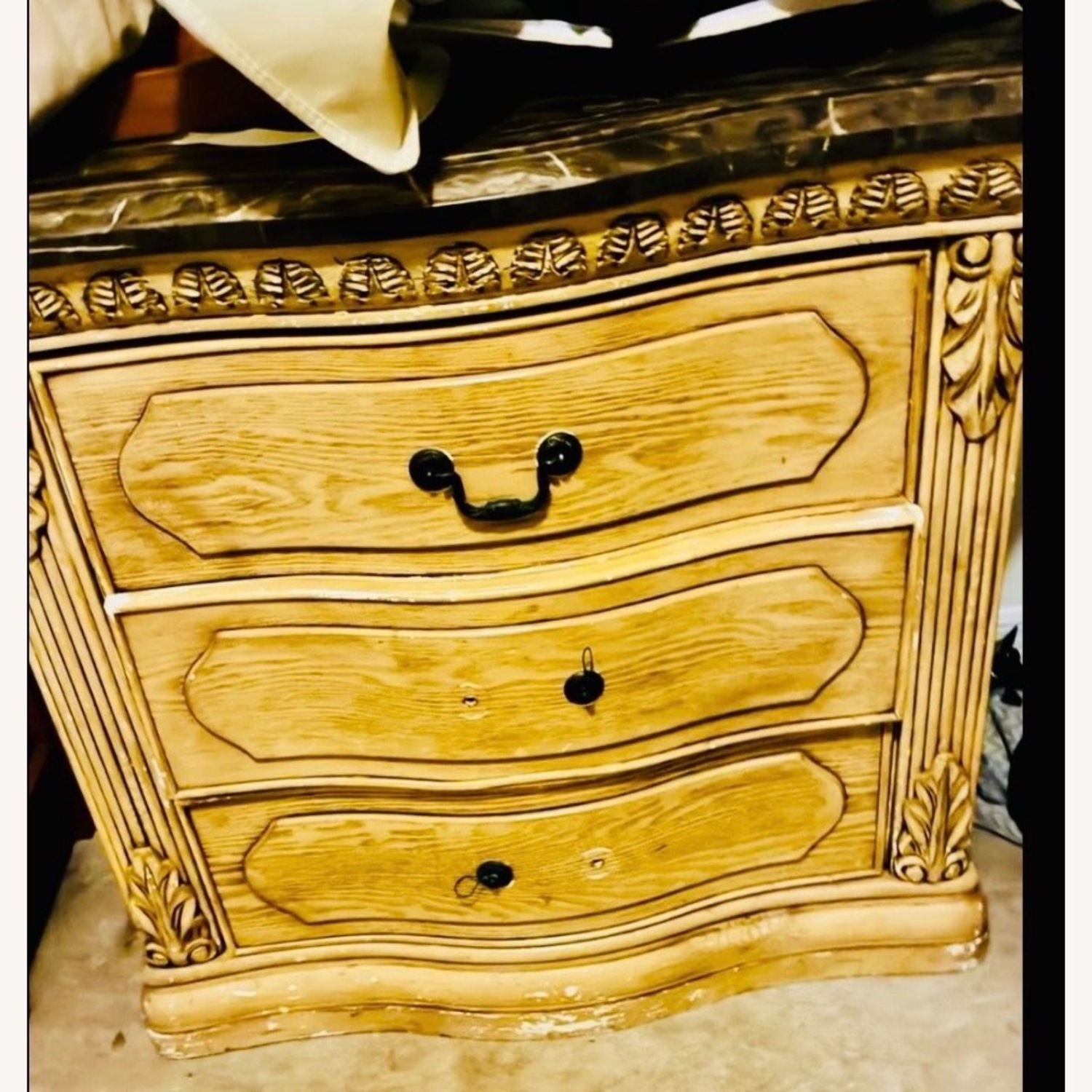 Ashley Antique Marble-Top 3-Drawer Dresser - image-3