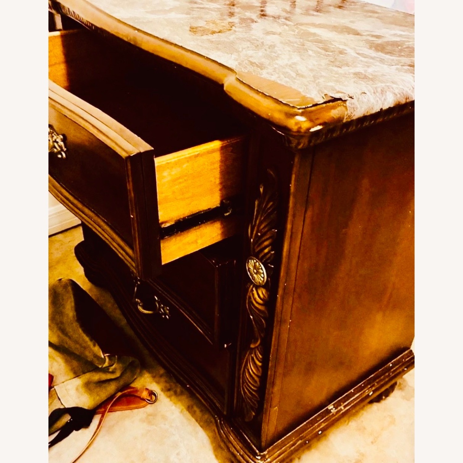Ashley Antique 3-Drawer Dresser w Designer Marble Top - image-2