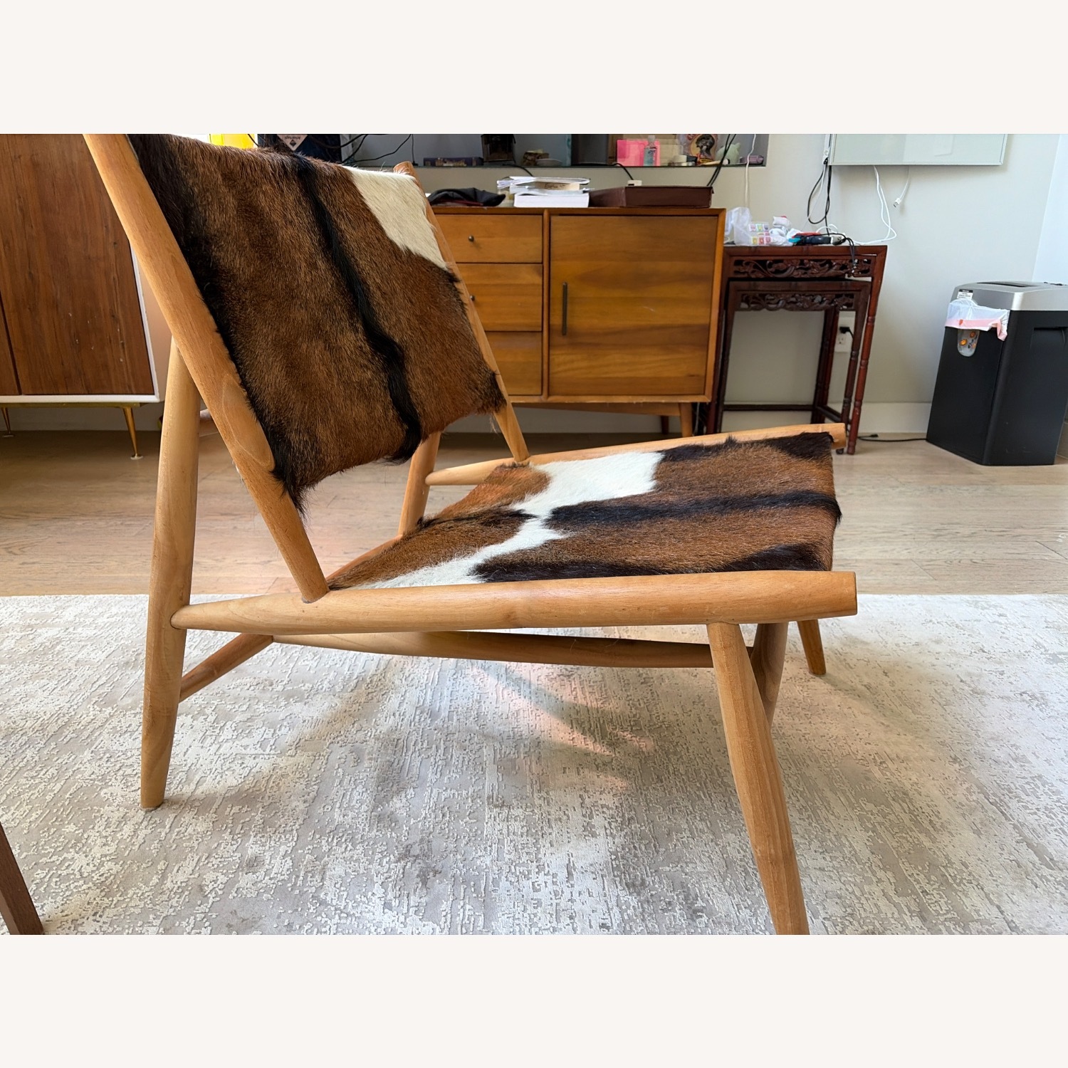 Modern Accent Chair - image-3