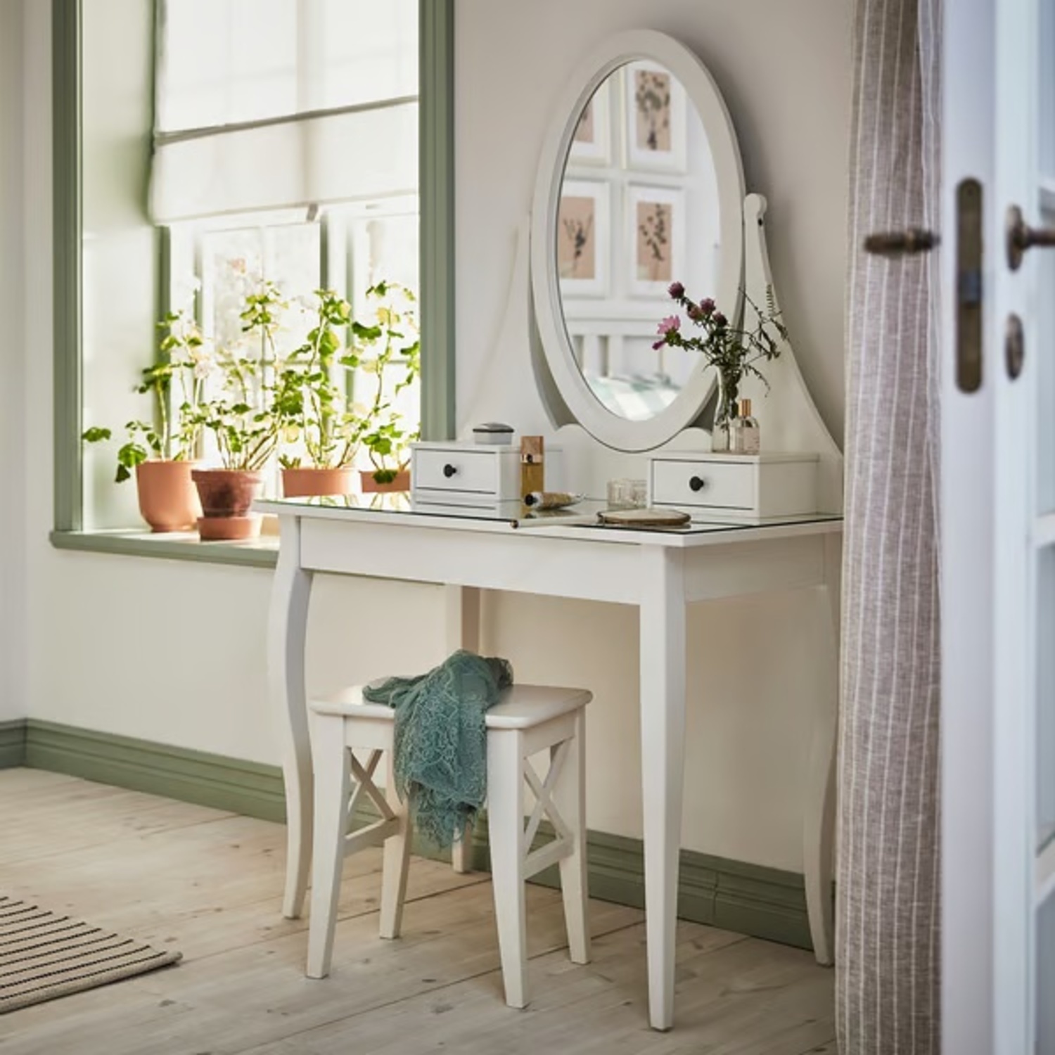 IKEA Hemnes White Vanity with Mirror and Hidden Drawer - image-7