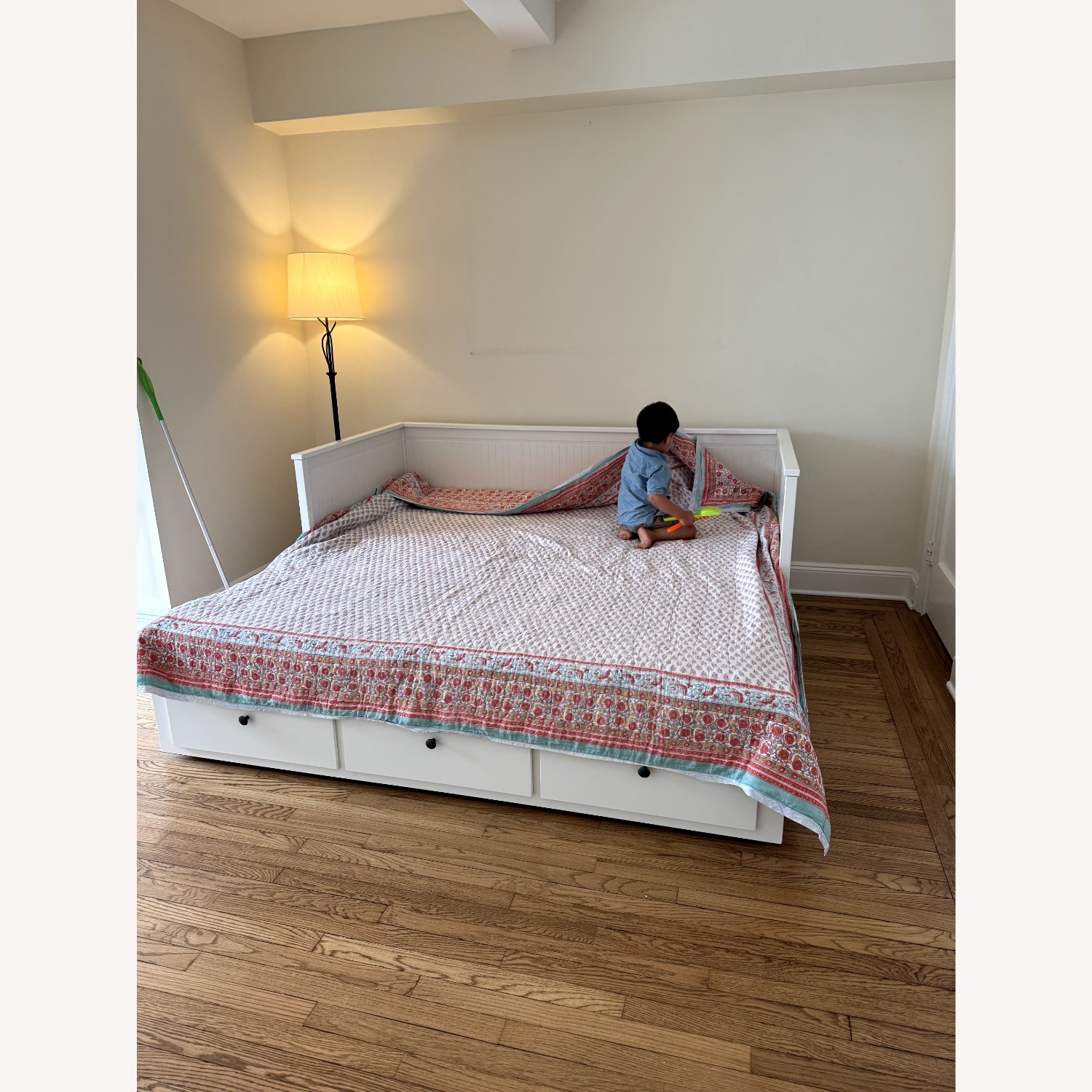 IKEA Hemnes White Wood Daybed - image-1