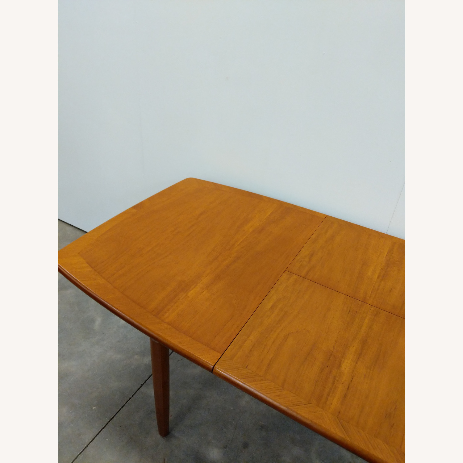 Vintage Mid Century Modern Meredew Dining Table - image-11
