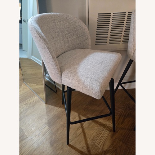 Used Bed Bath & Beyond Set of 4 Matching Kitchen Counter / Dining Chairs for sale on AptDeco