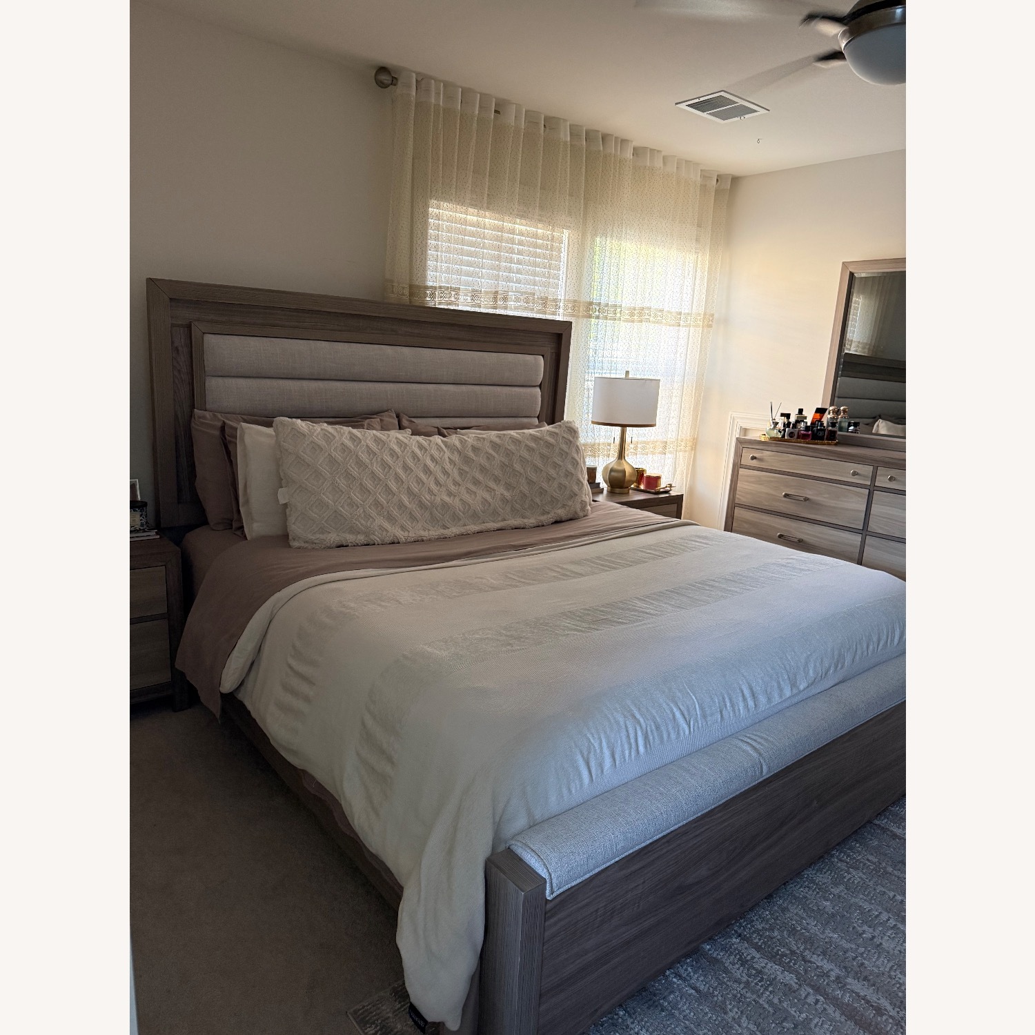 Value City Furniture Light Gray Wood King Bed - image-3