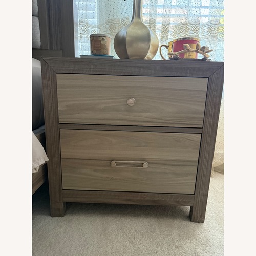 Used Value City Furniture Light Gray Wood Nightstands for sale on AptDeco