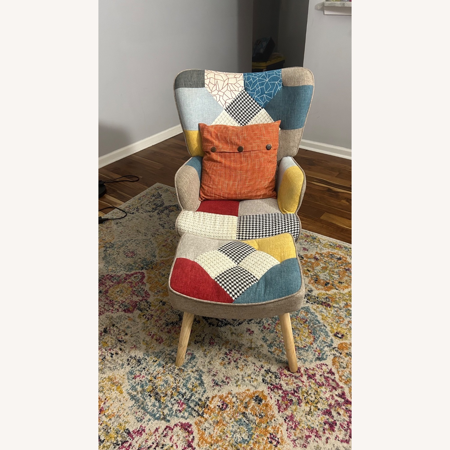 Accent Chair Ottoman of Linen Patchwork - image-1