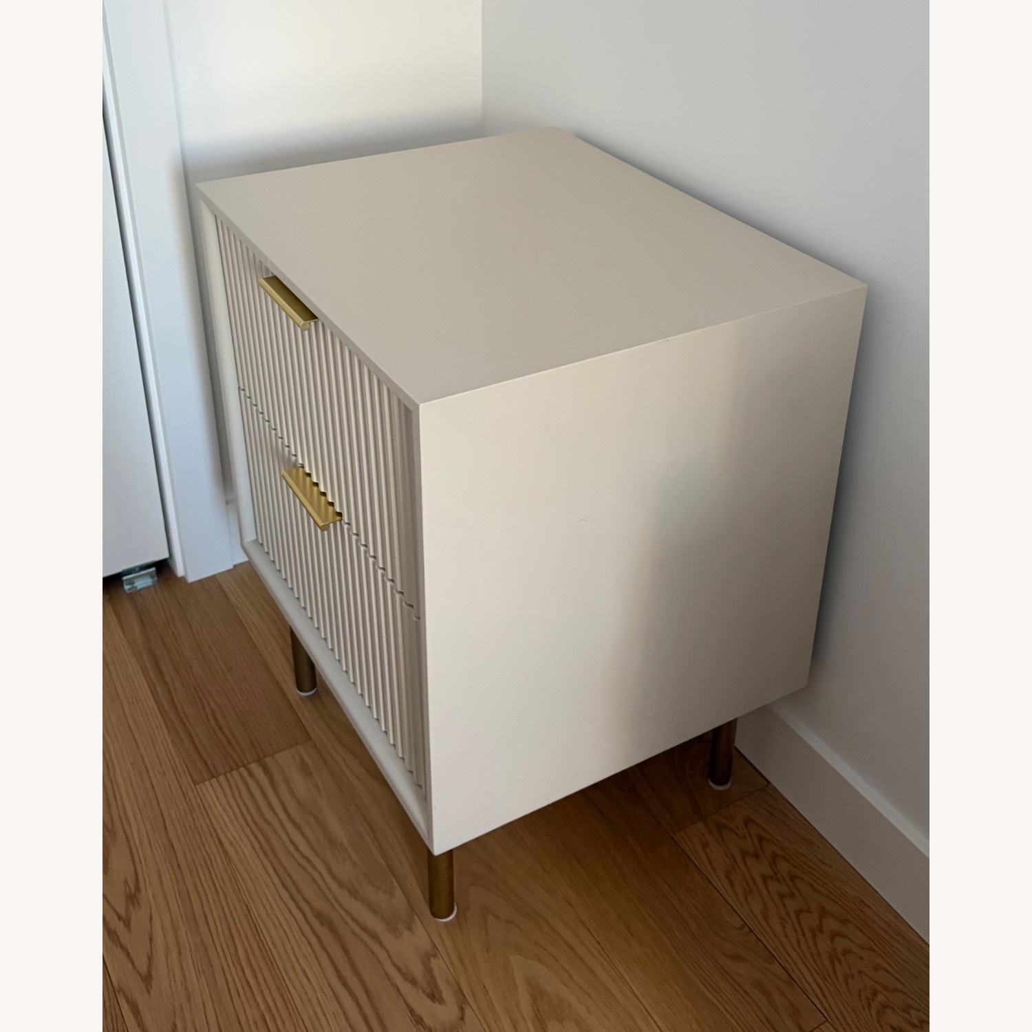 West Elm Quinn Nightstand 21 Inches - image-4