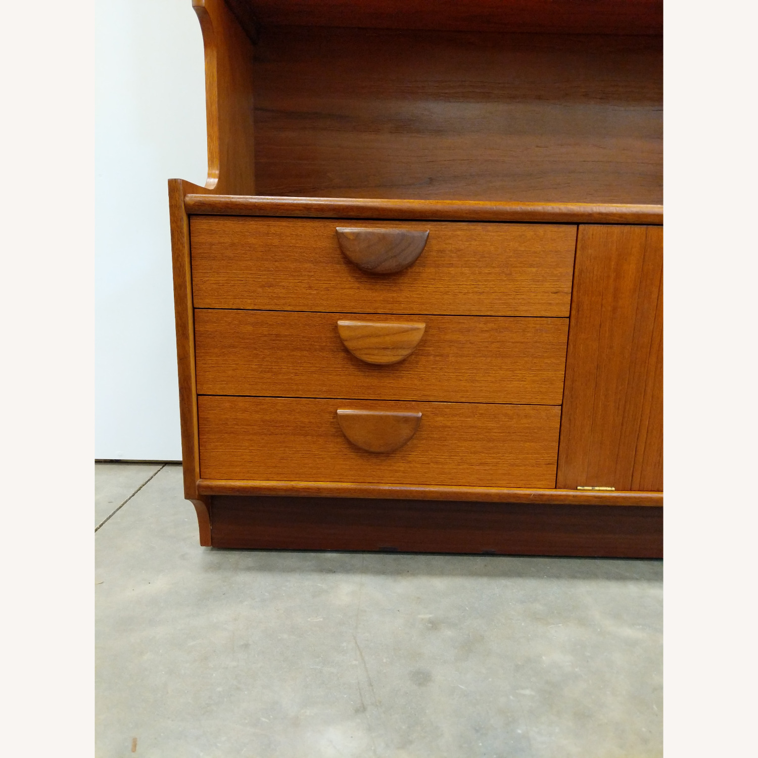 Vintage Mid Century Modern Teak Stonehill Bookhelf - image-6