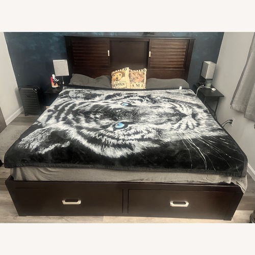Used Bob’s Discount Furniture King Size Dalton Bed for sale on AptDeco