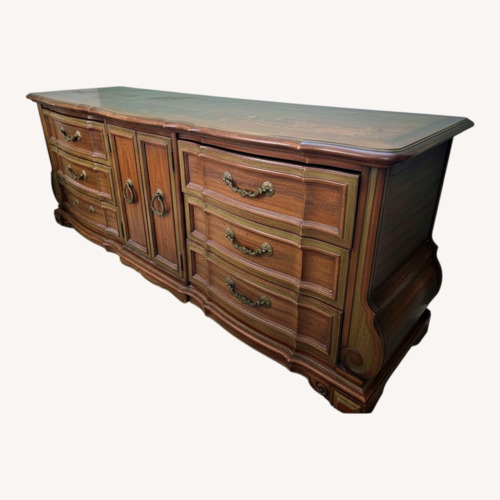 Used Thomasville Heritage Grand Tour Collection Dresser for sale on AptDeco