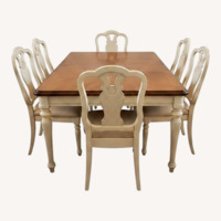 Traditional Dining Set