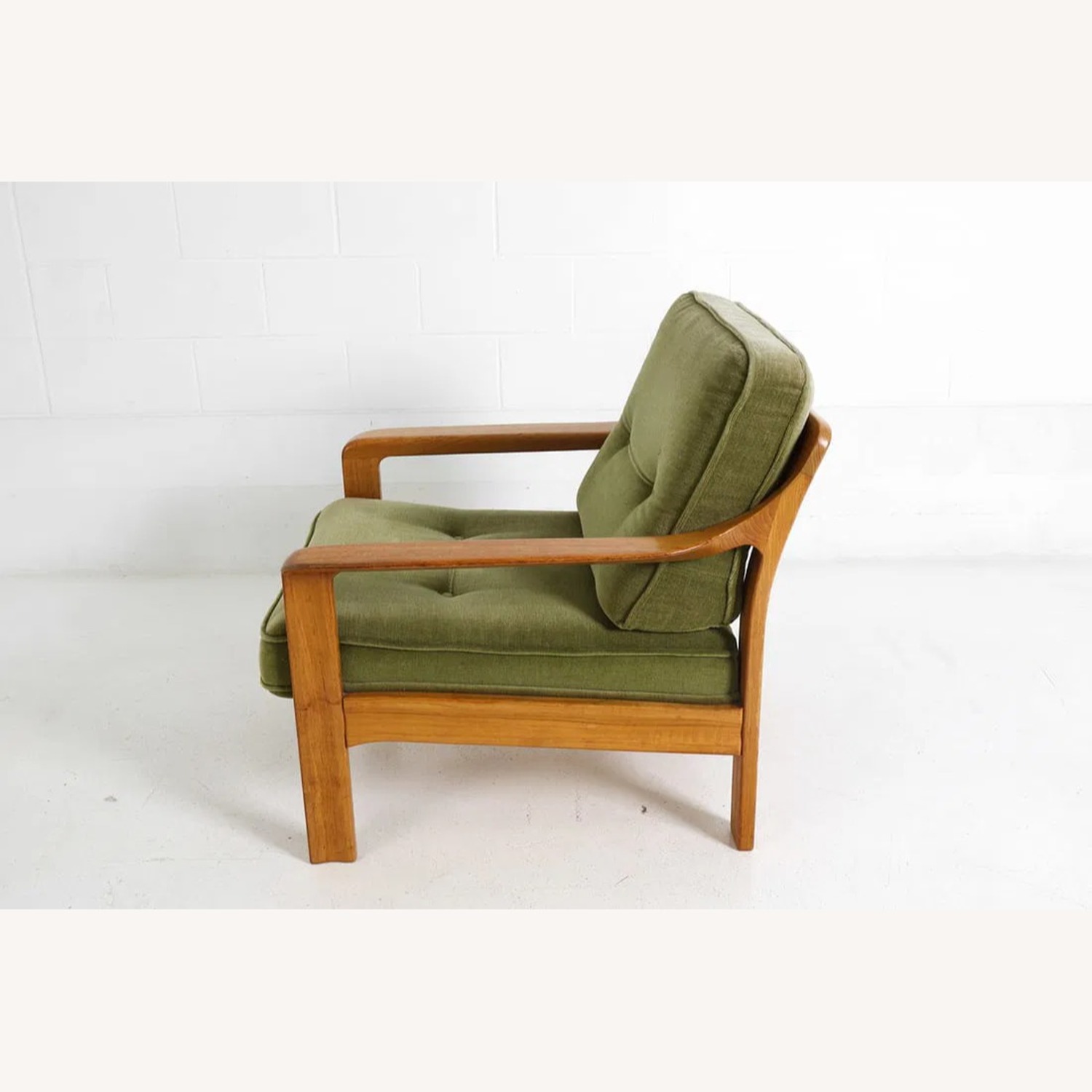 Vintage/Antique Finds Green Fabric Accent Chair - image-2