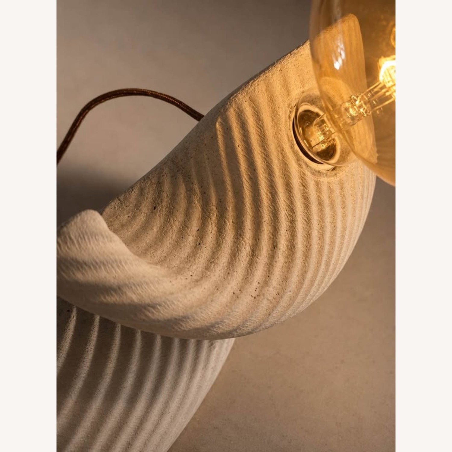 Brutalist Concrete Lamp by Mennheim | Handmade - image-5