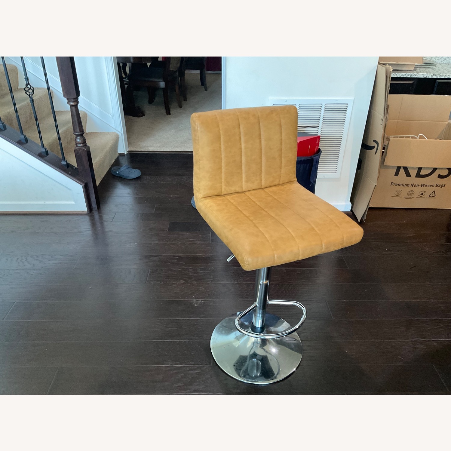 Bed Bath & Beyond Elama Stools - image-4