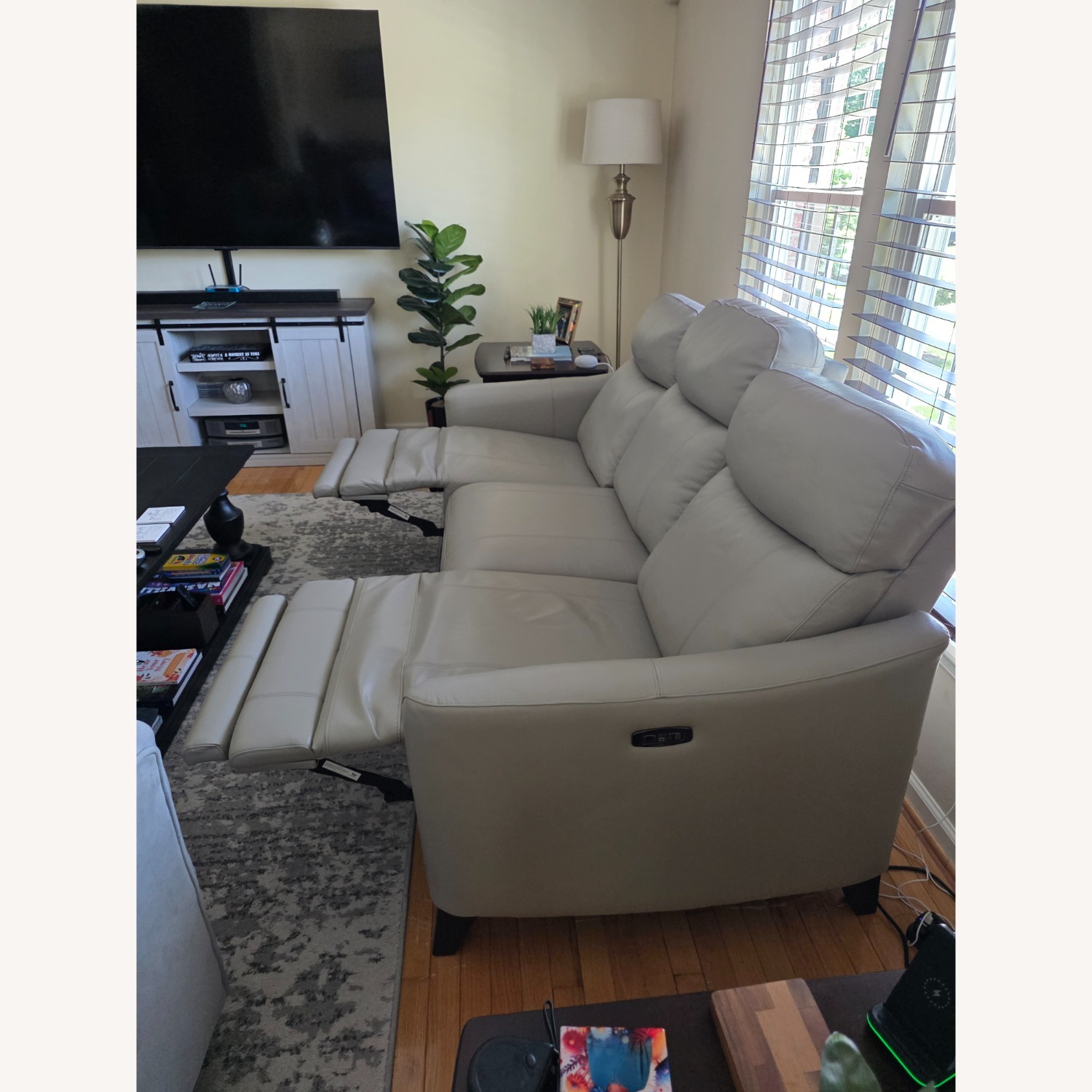Magnussen Home Furnishings 3+ Seater Sofa - image-3