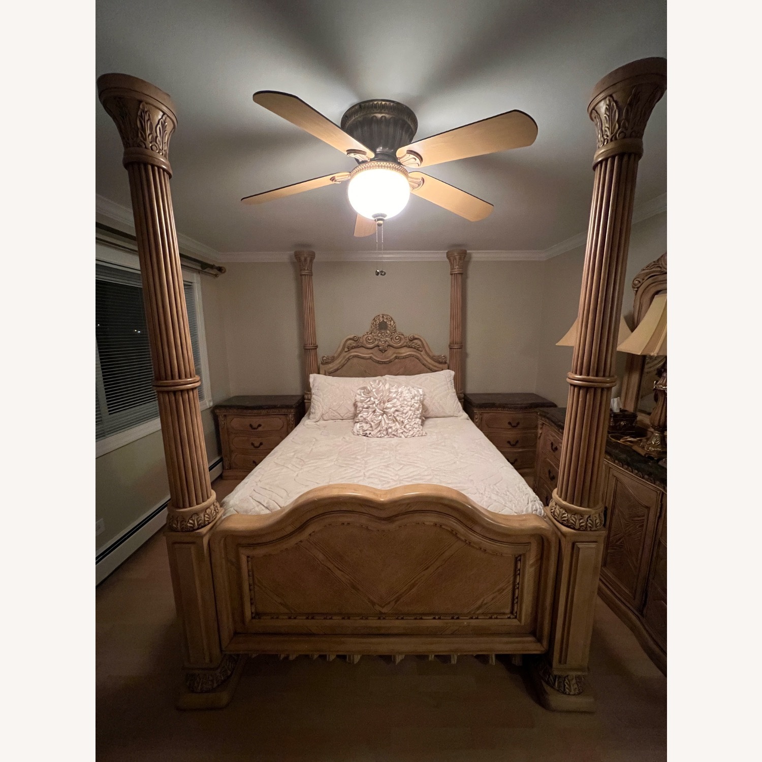 Michael Amini Furniture Designs Queen Bed - image-2